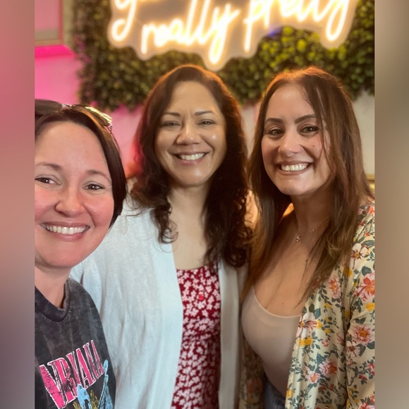 I’m going live! 🎉 - Picture 4 of 5